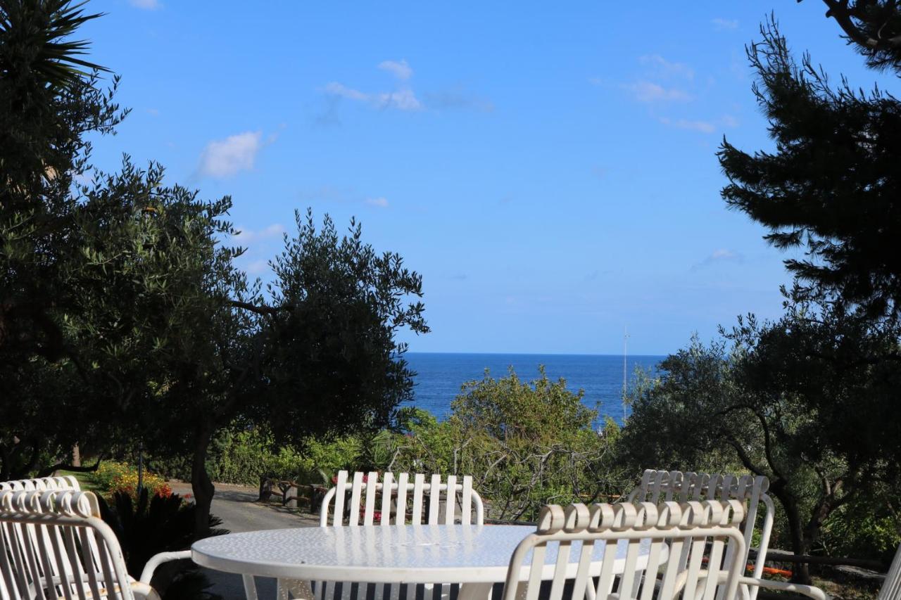 Delle Palme 3* Aci Trezza
